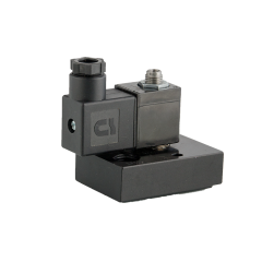 Solenoid valve with connector